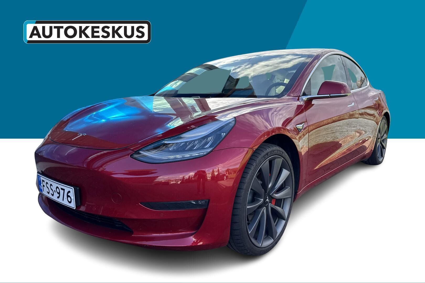 TESLA MODEL 3 iso kuva 0