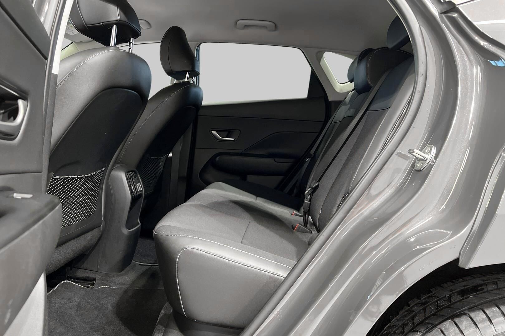 HYUNDAI KONA ELECTRIC iso kuva 10