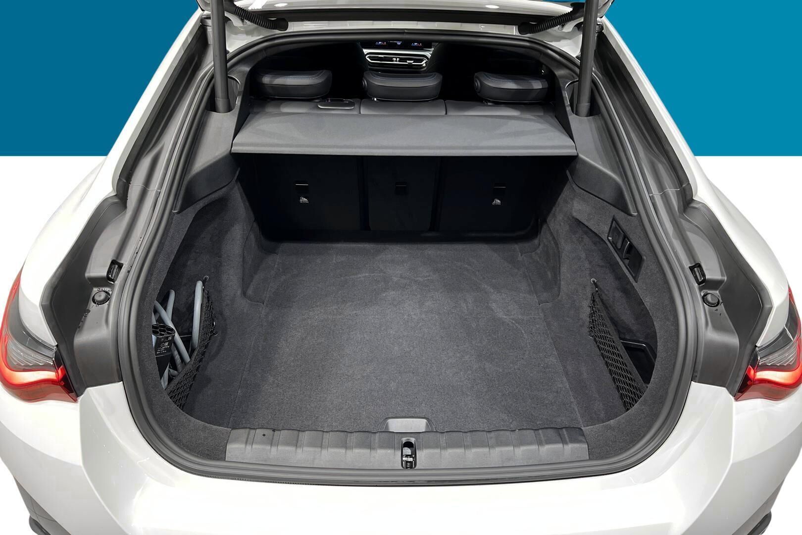 BMW I4 iso kuva 10
