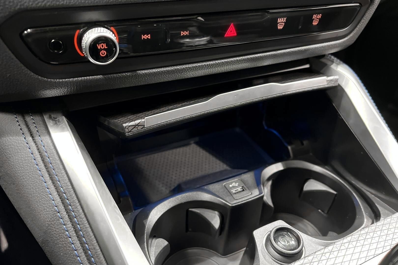 BMW I4 iso kuva 19
