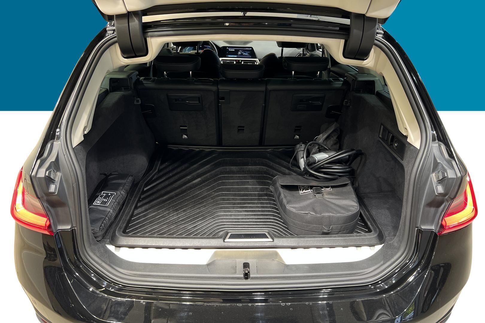 BMW 3-SARJA iso kuva 12