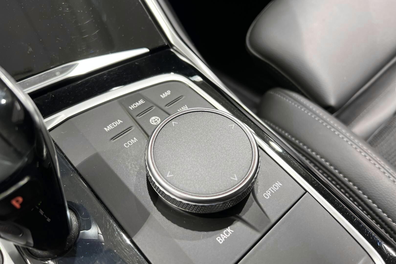 BMW 3-SARJA iso kuva 23