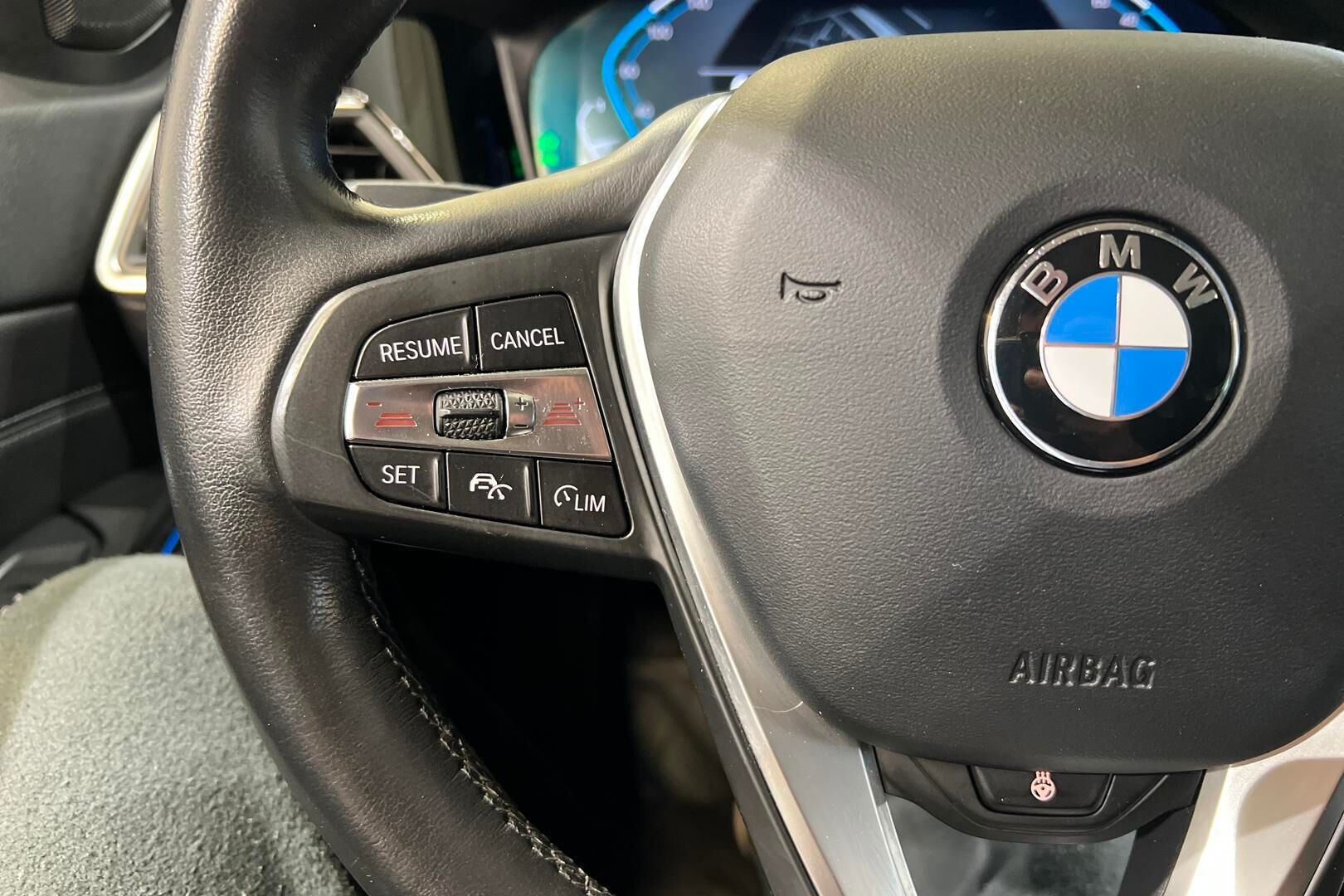 BMW 3-SARJA iso kuva 26