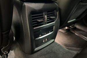 BMW 3-SARJA esikatselu 30