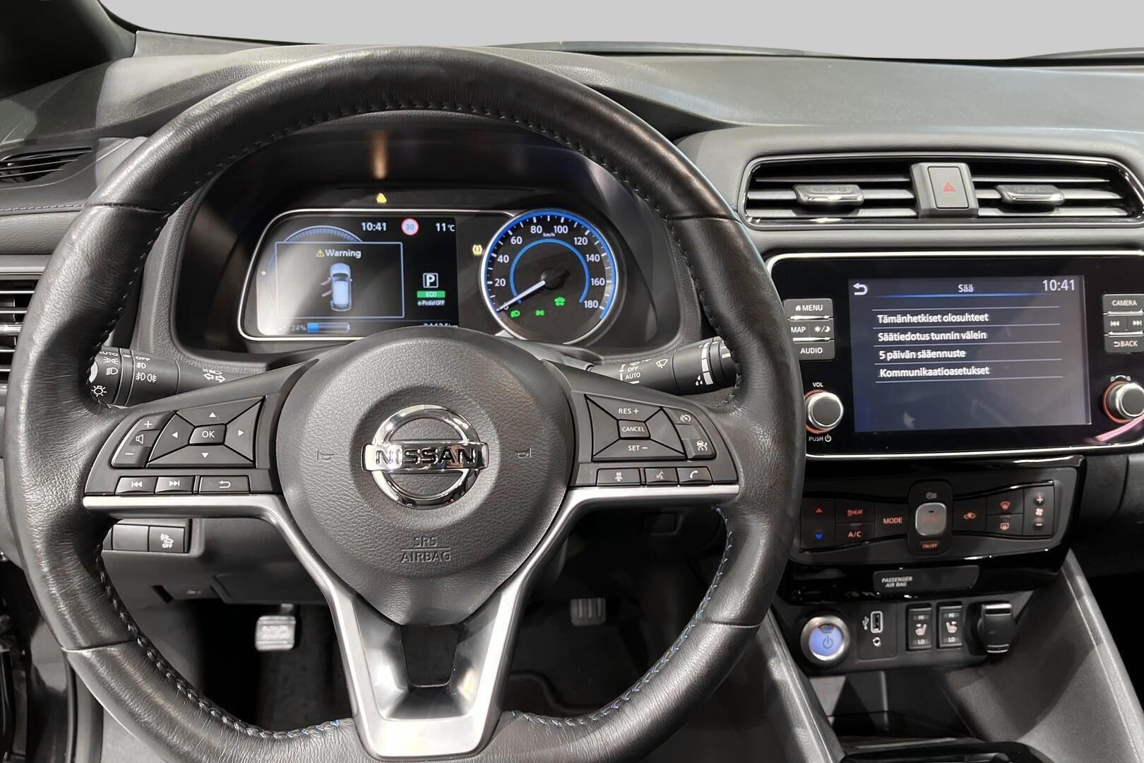 NISSAN LEAF iso kuva 27