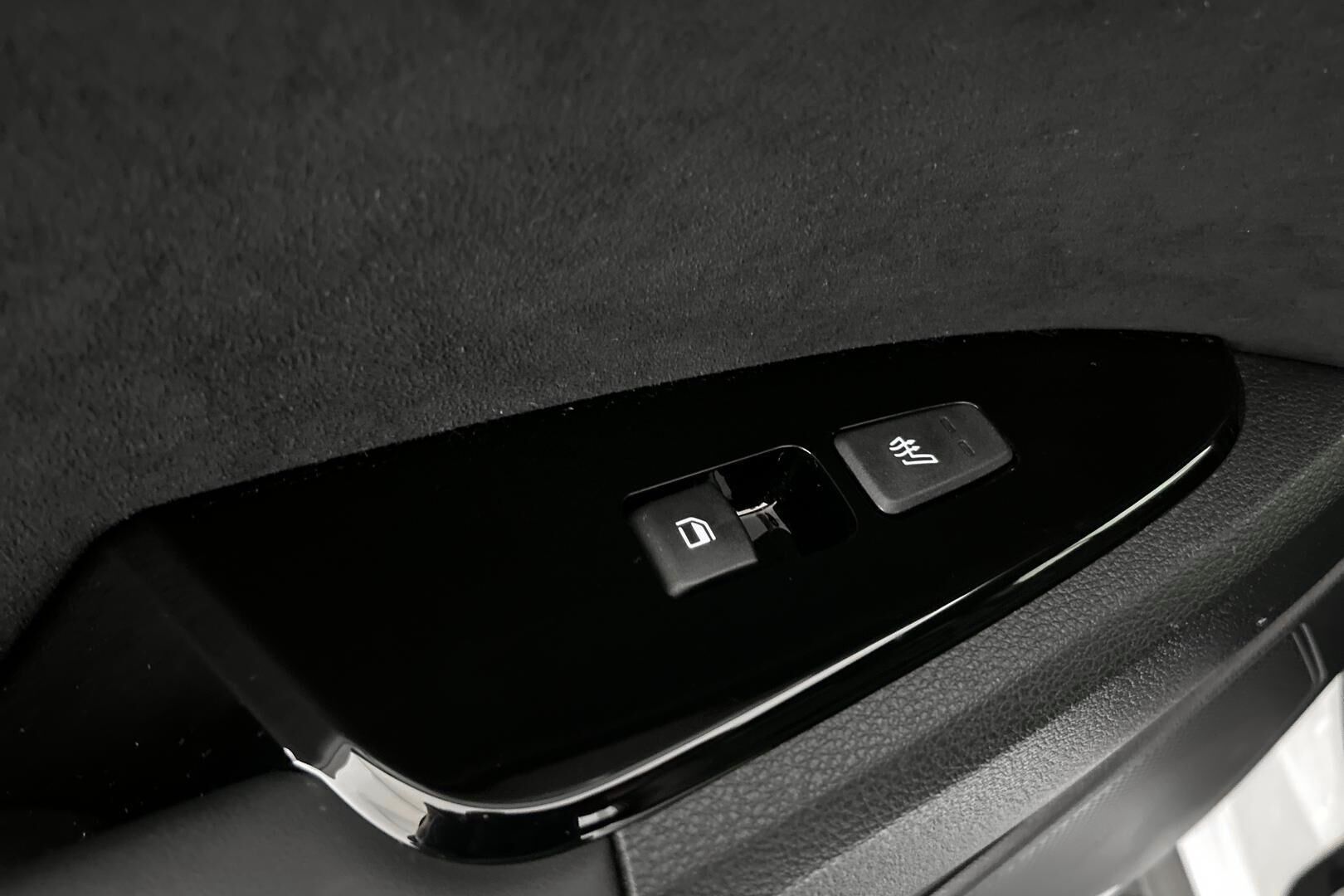 KIA Sportage iso kuva 14