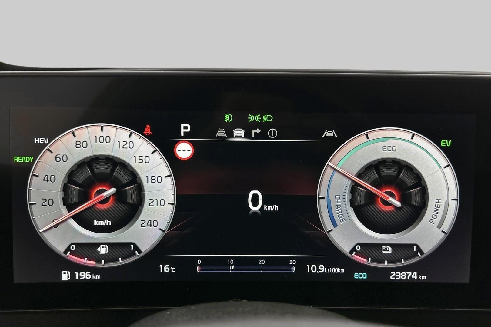 KIA Sportage iso kuva 16