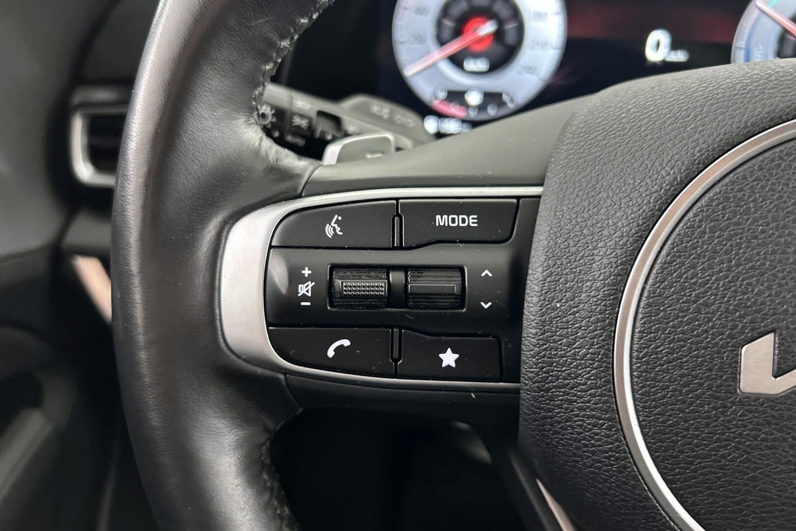 KIA Sportage iso kuva 19