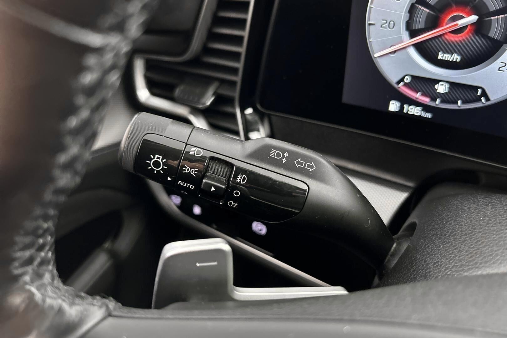 KIA Sportage iso kuva 20