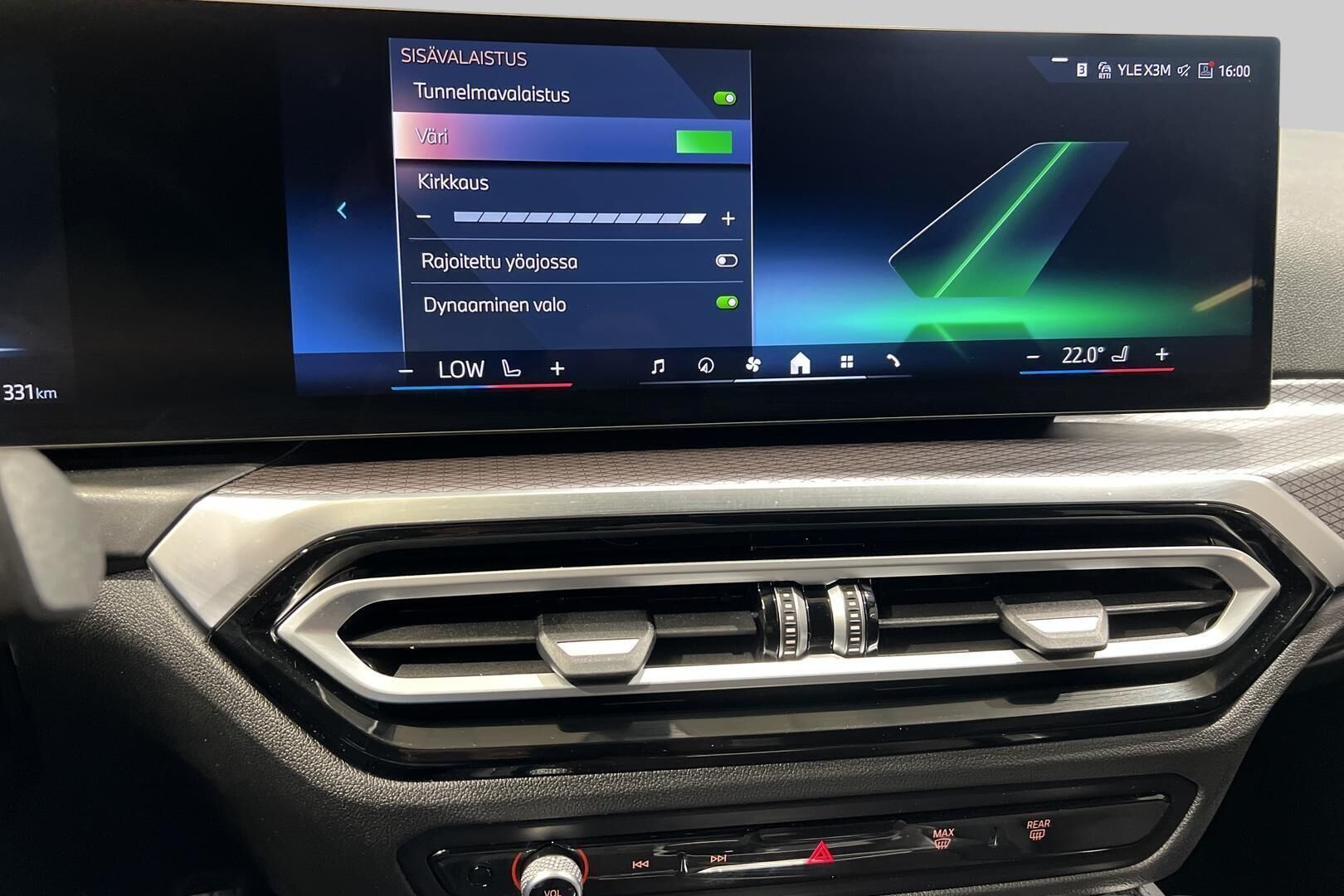 BMW I4 iso kuva 18