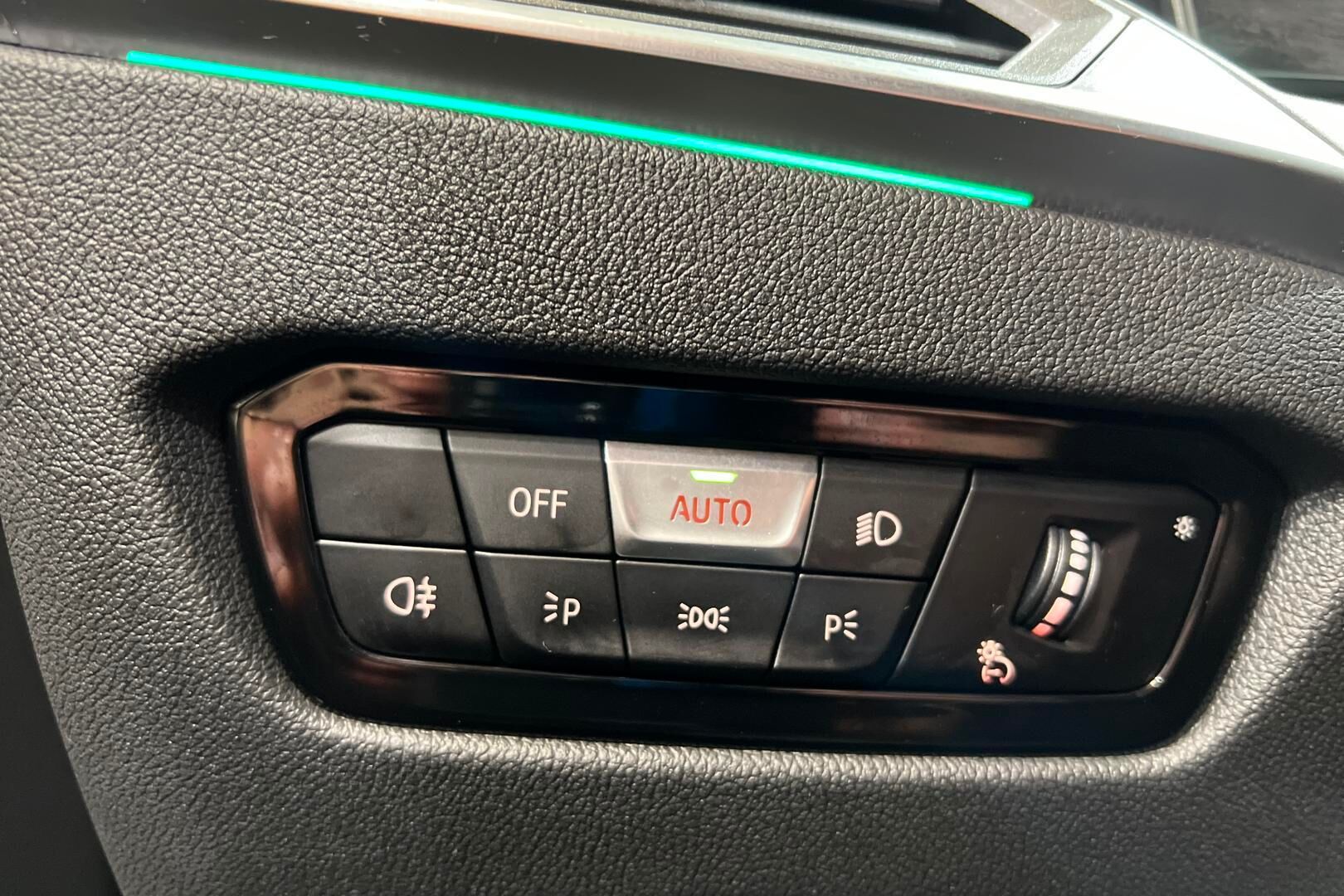 BMW I4 iso kuva 27