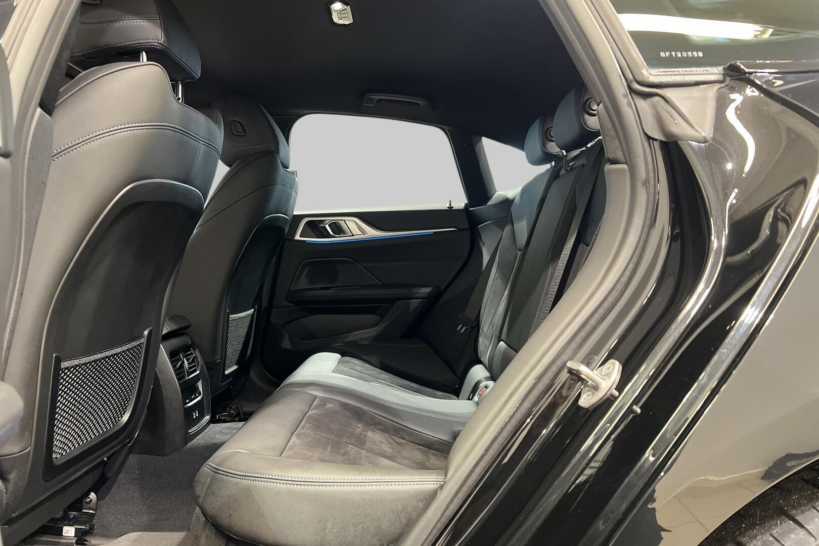 BMW I4 iso kuva 9