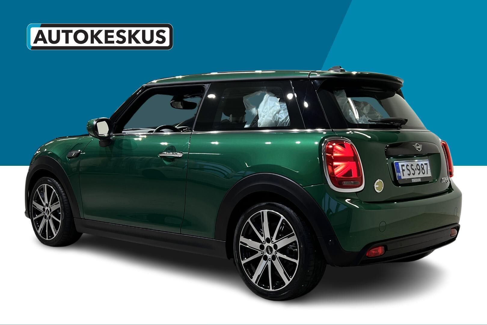 MINI COOPER SE iso kuva 7