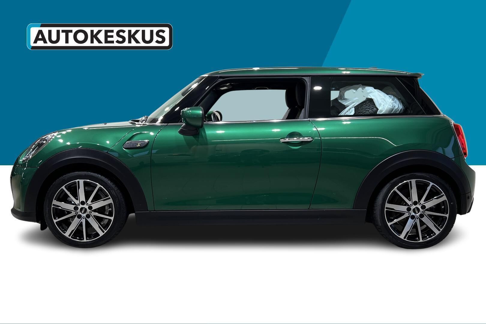 MINI COOPER SE iso kuva 8