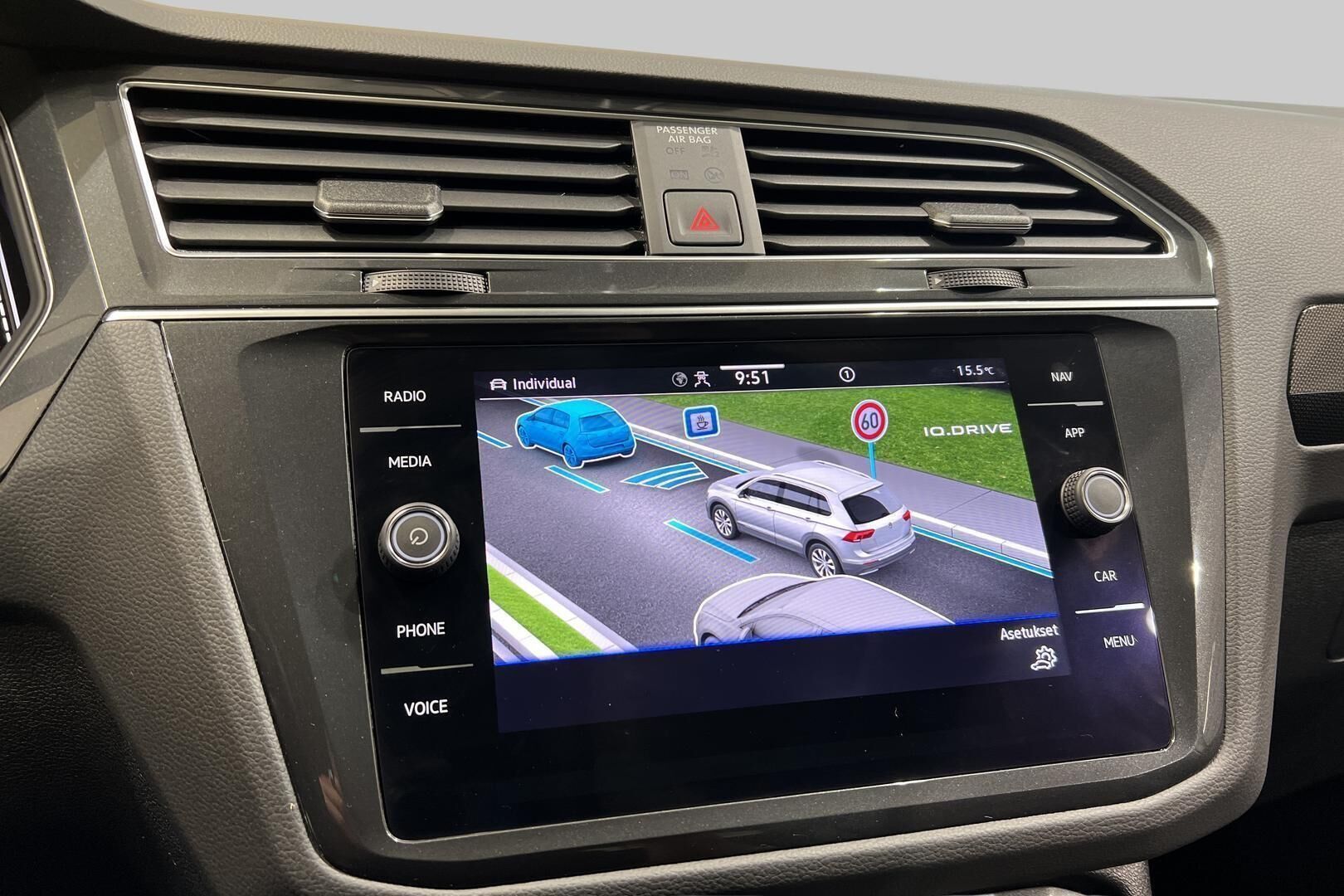 VOLKSWAGEN TIGUAN iso kuva 17