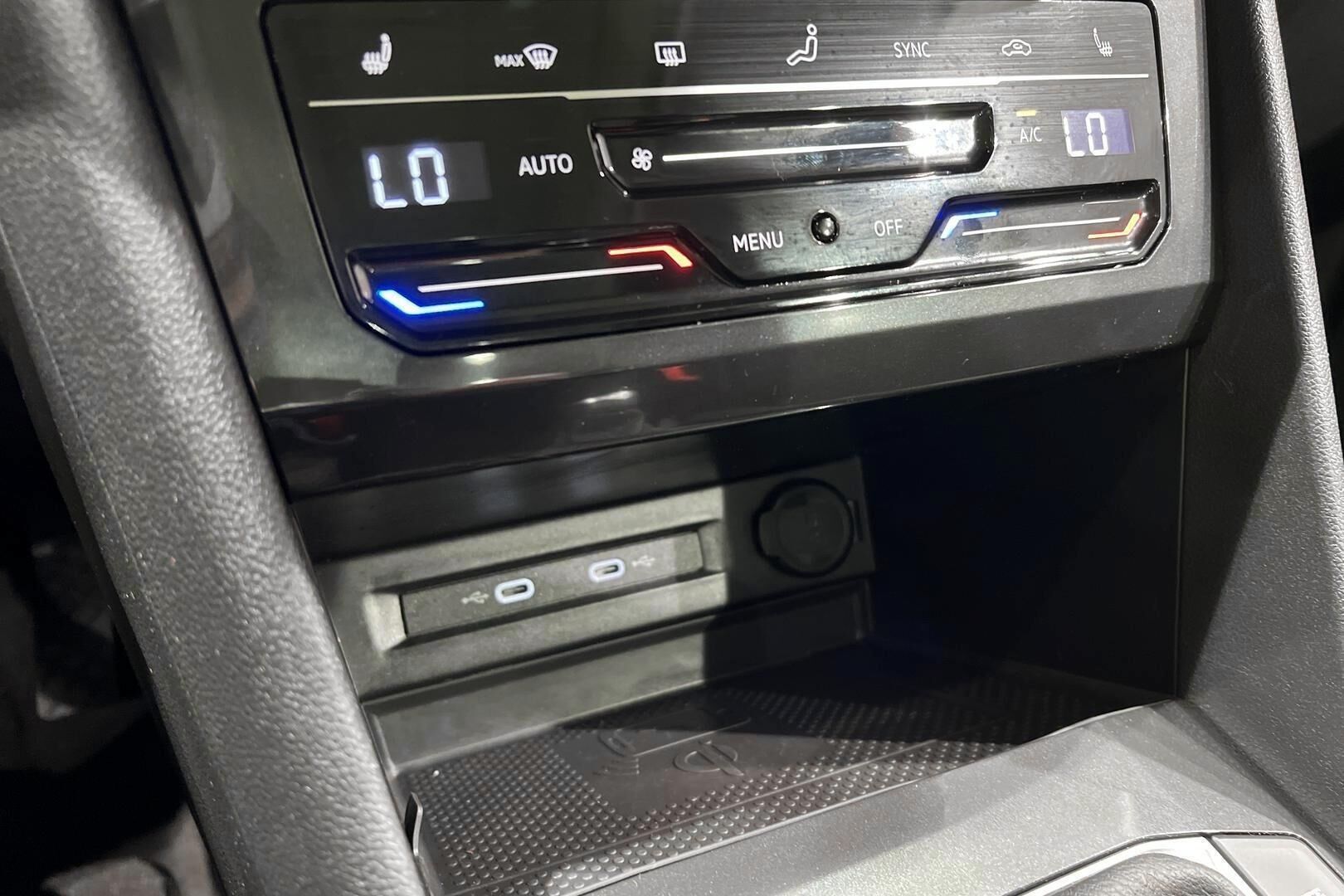 VOLKSWAGEN TIGUAN iso kuva 23