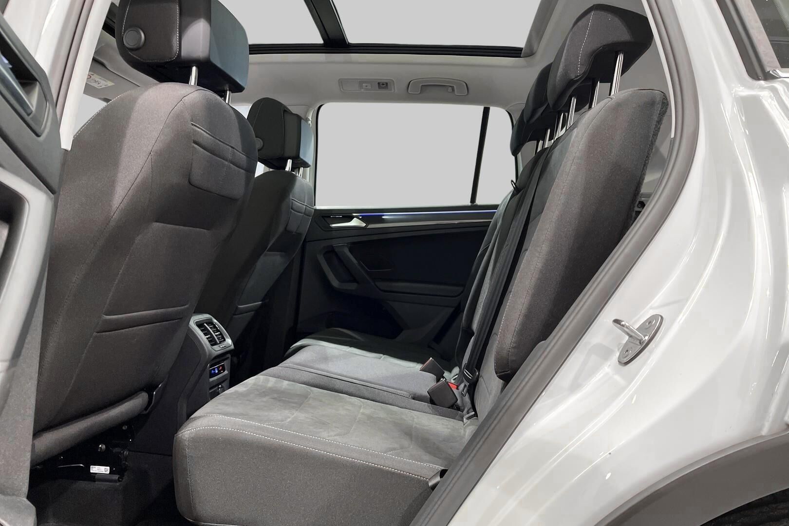 VOLKSWAGEN TIGUAN iso kuva 9