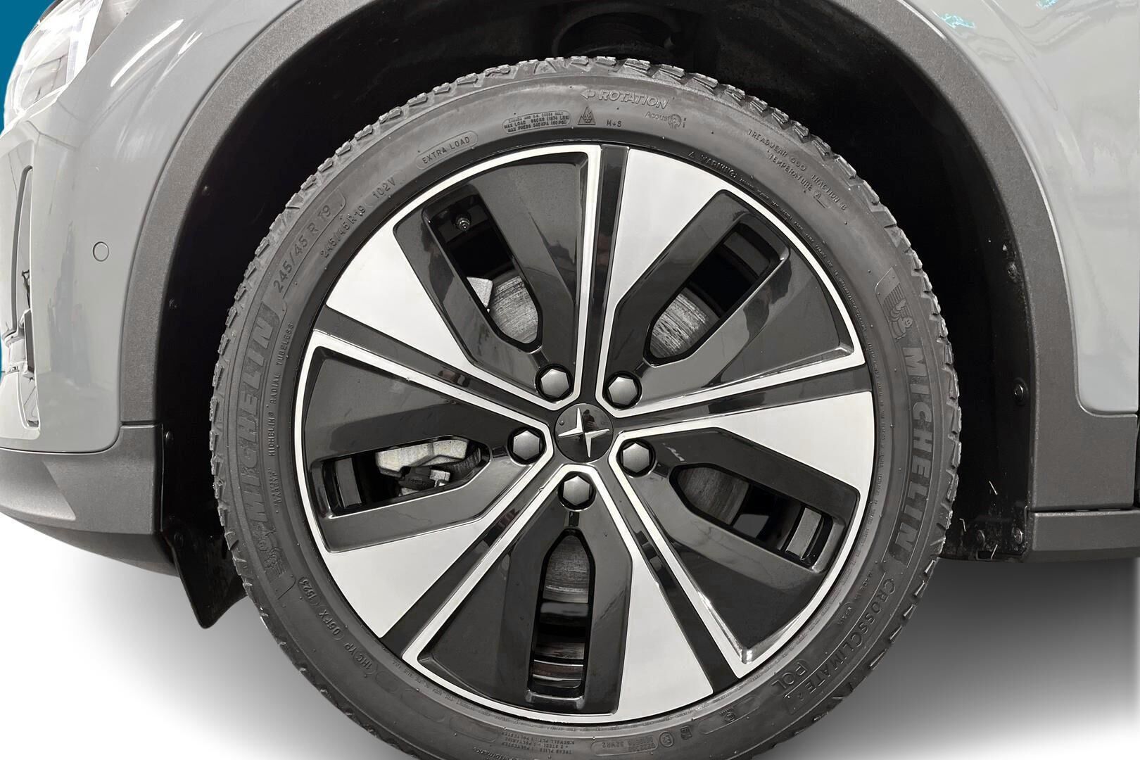 POLESTAR 2 iso kuva 13