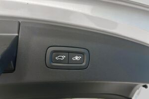 POLESTAR 2 esikatselu 10