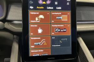 POLESTAR 2 esikatselu 14