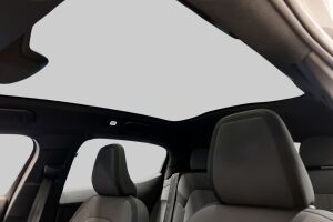 POLESTAR 2 esikatselu 15