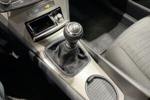 TOYOTA AVENSIS esikatselu 17