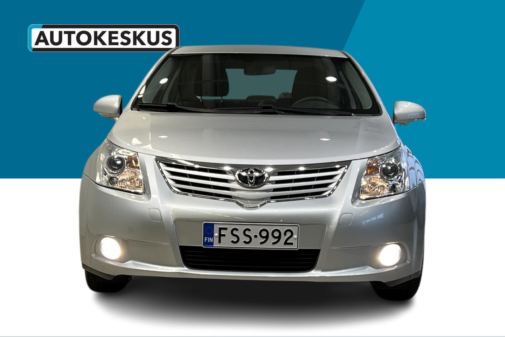 TOYOTA AVENSIS iso kuva 2