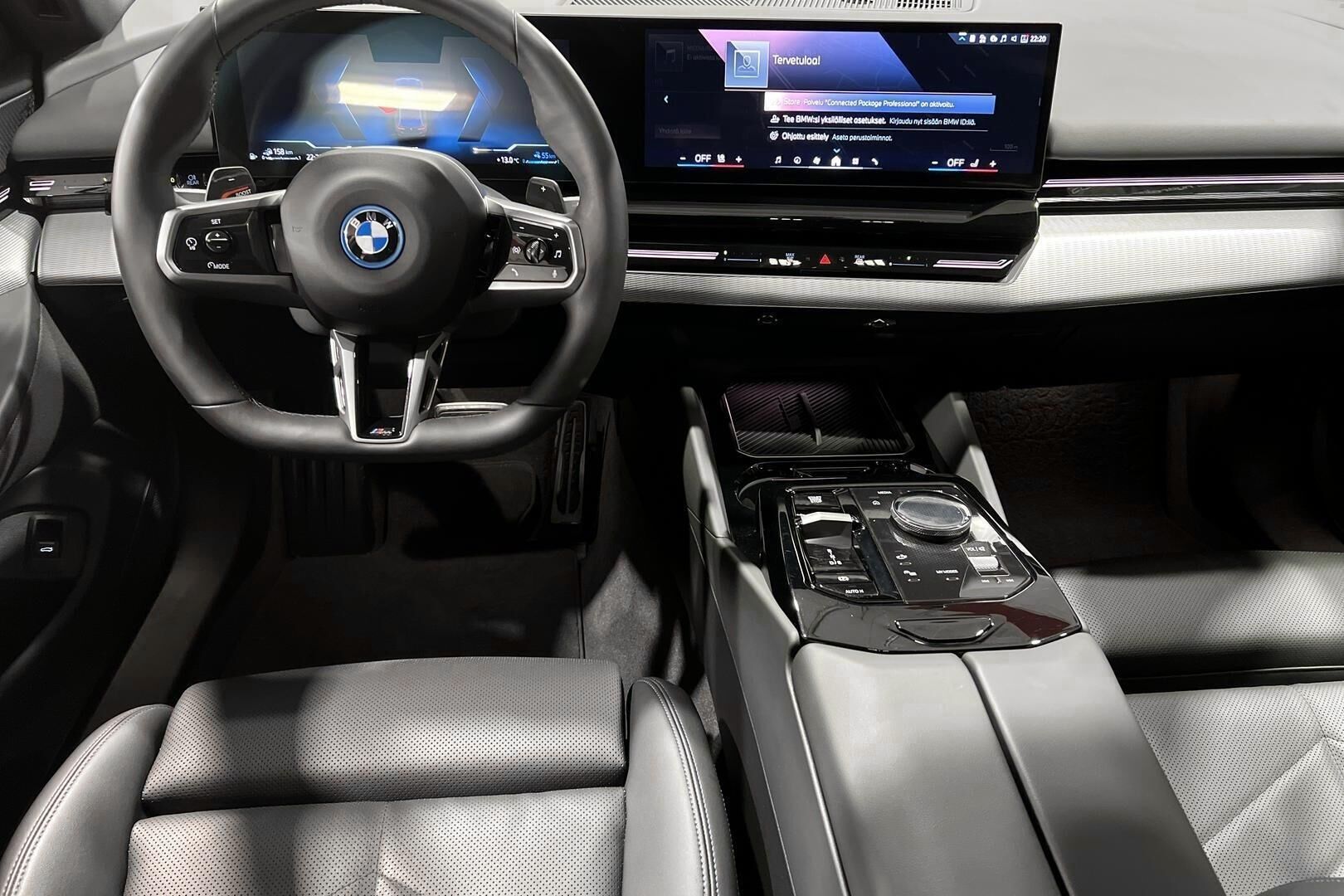 BMW 5-SARJA iso kuva 11