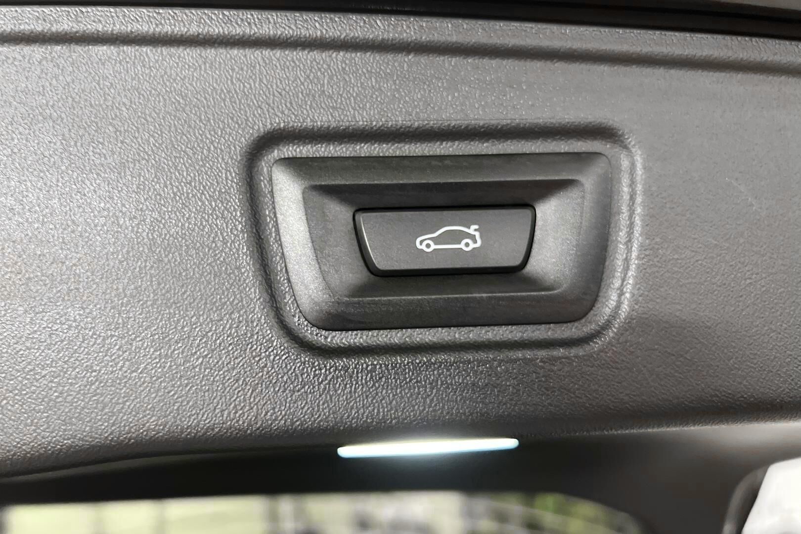 BMW 5-SARJA iso kuva 11