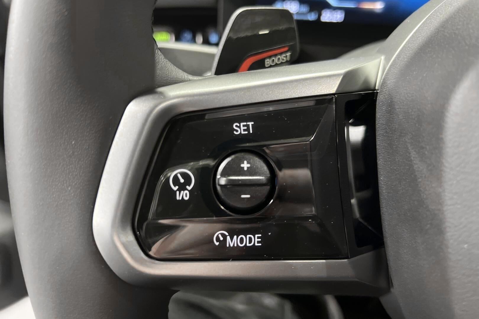 BMW 5-SARJA iso kuva 12