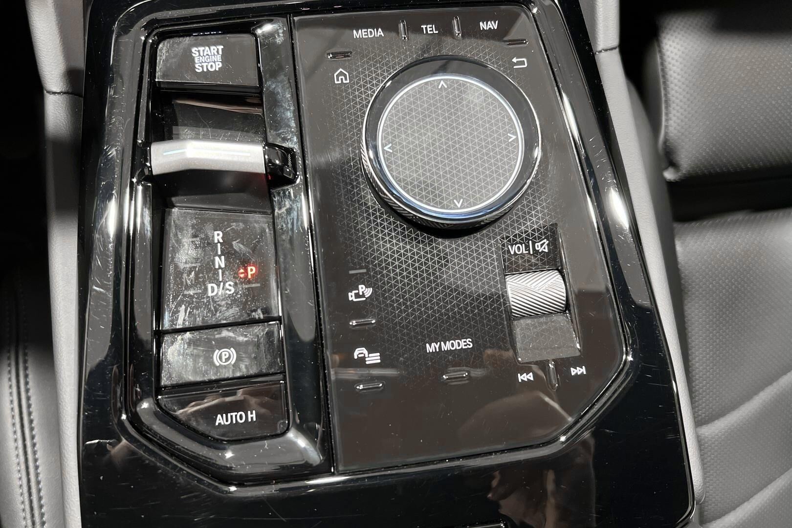 BMW 5-SARJA iso kuva 20