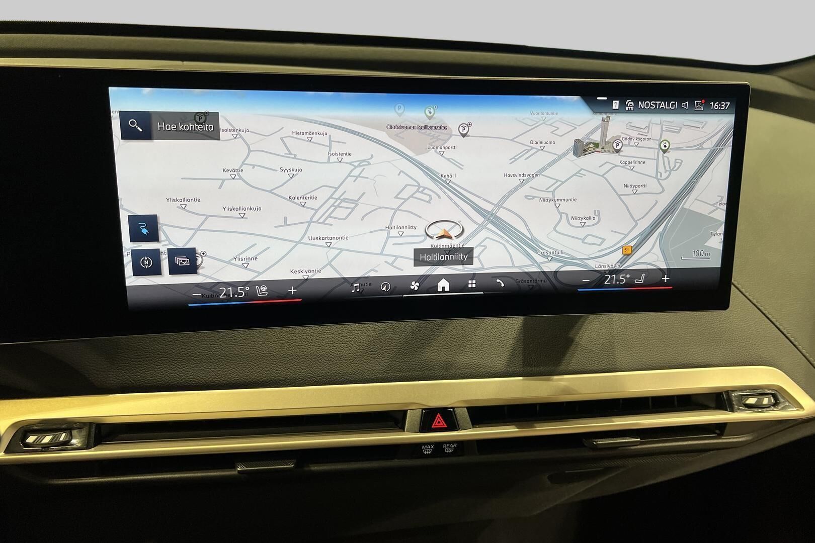 BMW IX iso kuva 15