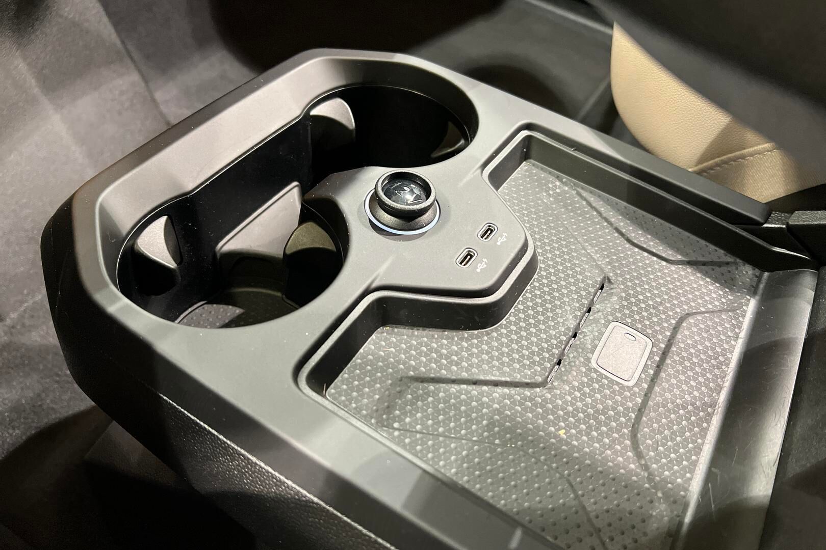 BMW IX iso kuva 34