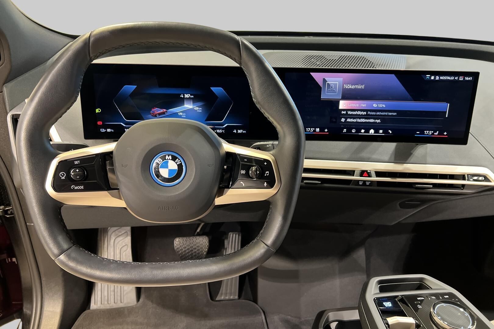 BMW IX iso kuva 37