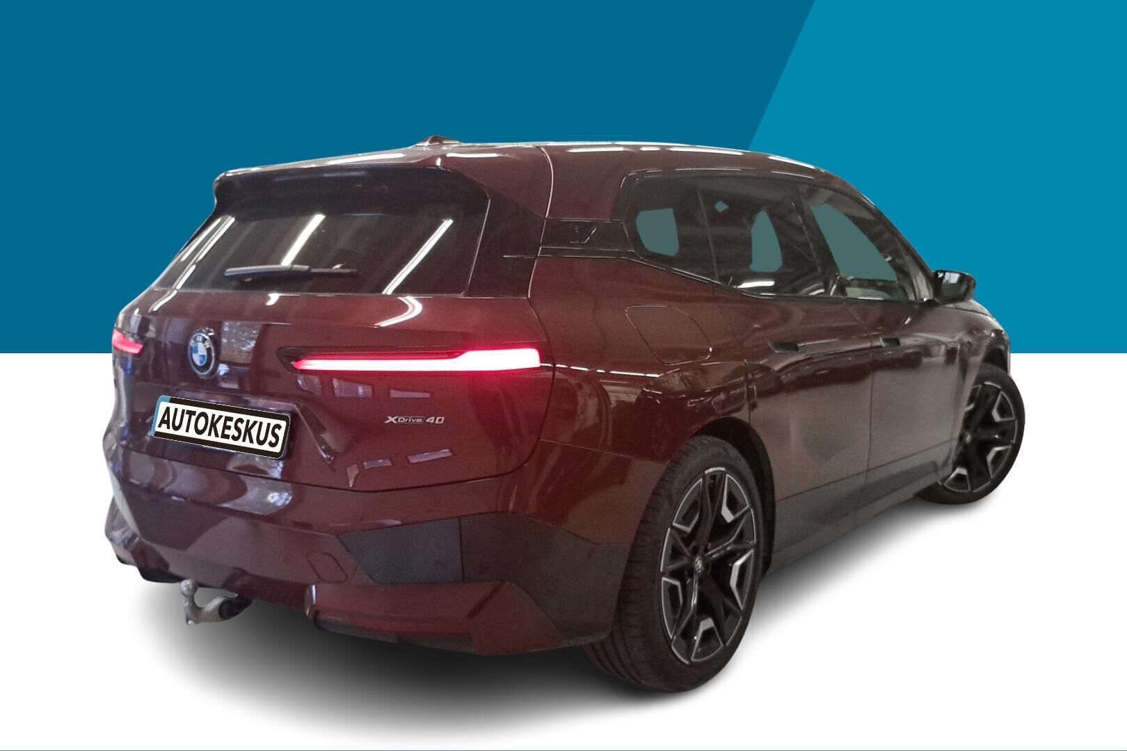 BMW IX iso kuva 6