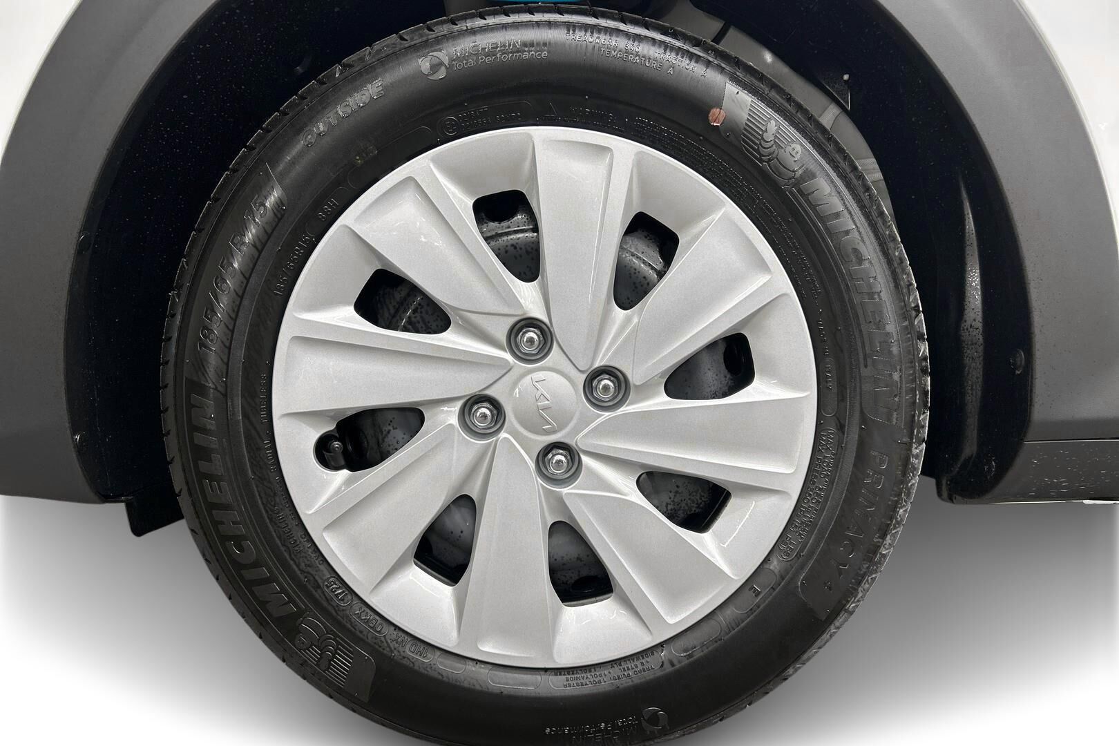 Kia Stonic iso kuva 12