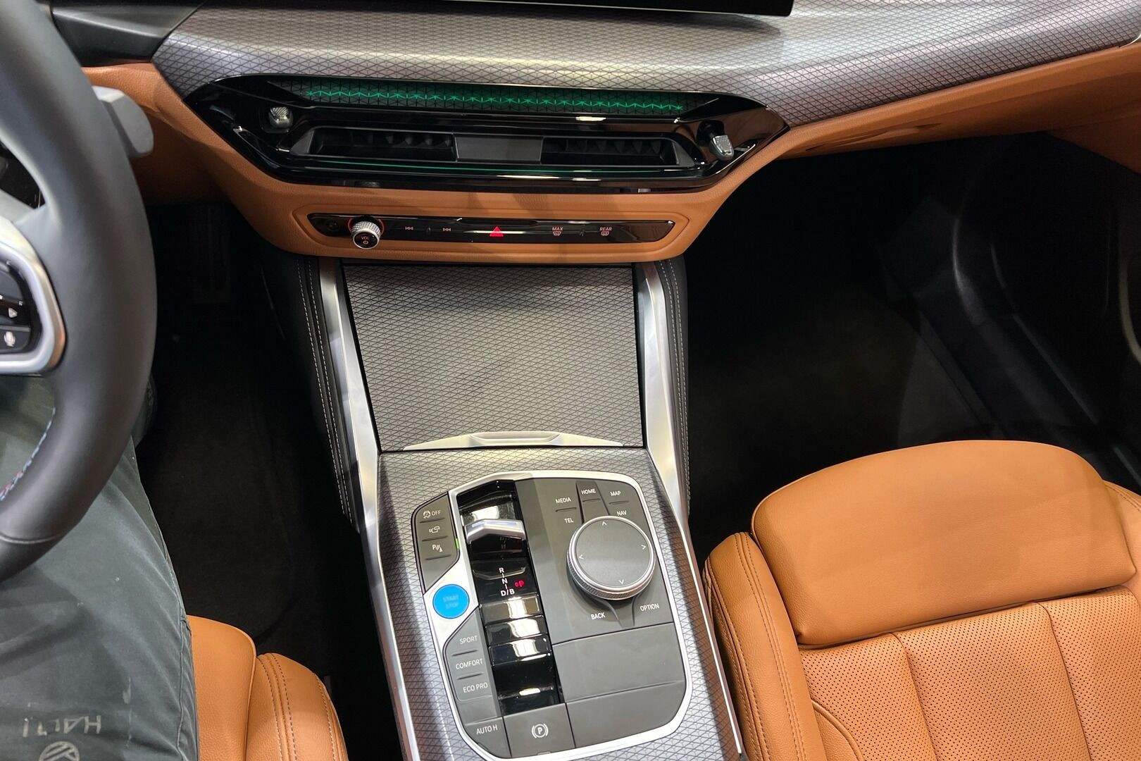 BMW I4 M50 iso kuva 16