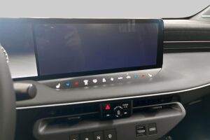 Nissan Leaf esikatselu 14