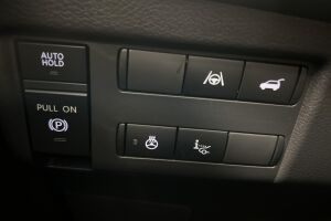 Nissan Leaf esikatselu 18