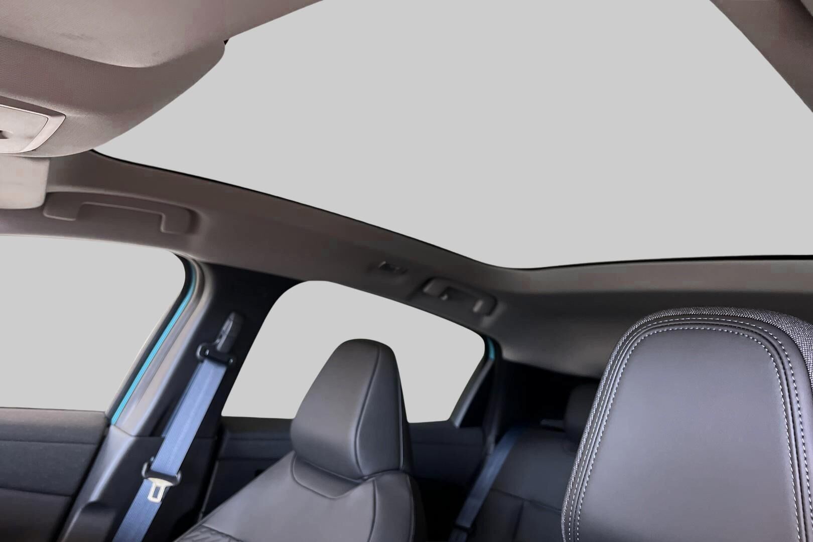 Nissan Leaf iso kuva 20