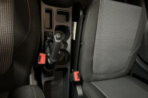 Ford Transit Courier esikatselu 21