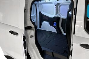 Ford Transit Courier esikatselu 28