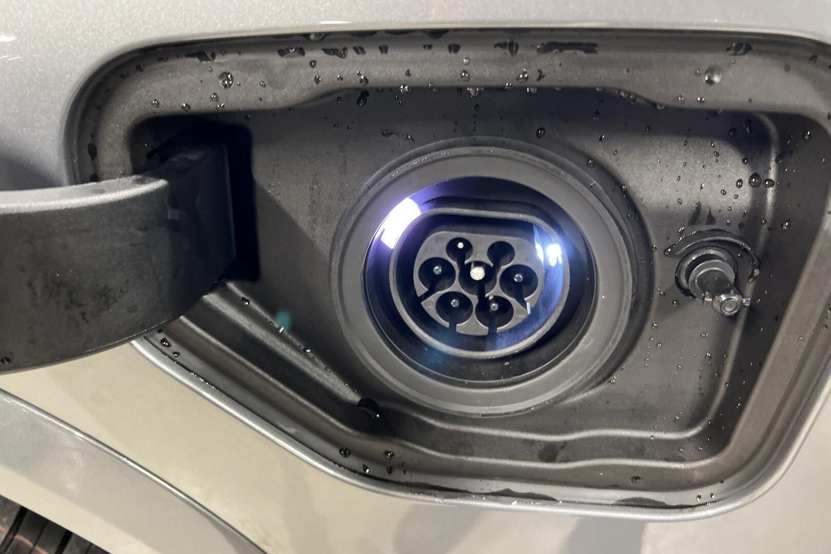 BMW X5 iso kuva 18