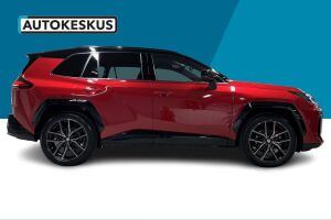Toyota RAV4 esikatselu 3