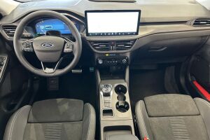Ford Kuga esikatselu 13