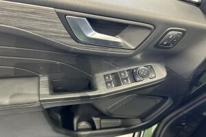 Ford Kuga esikatselu 28
