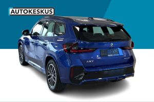 BMW iX1 esikatselu 6