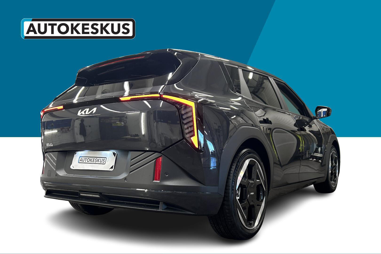 Kia EV4 iso kuva 1