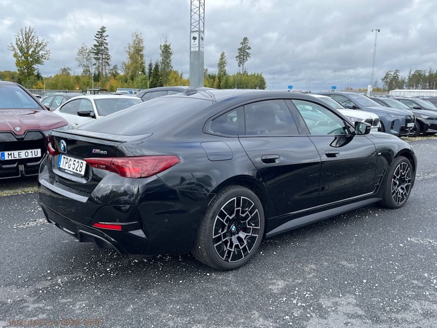 BMW I4 M50 iso kuva 6