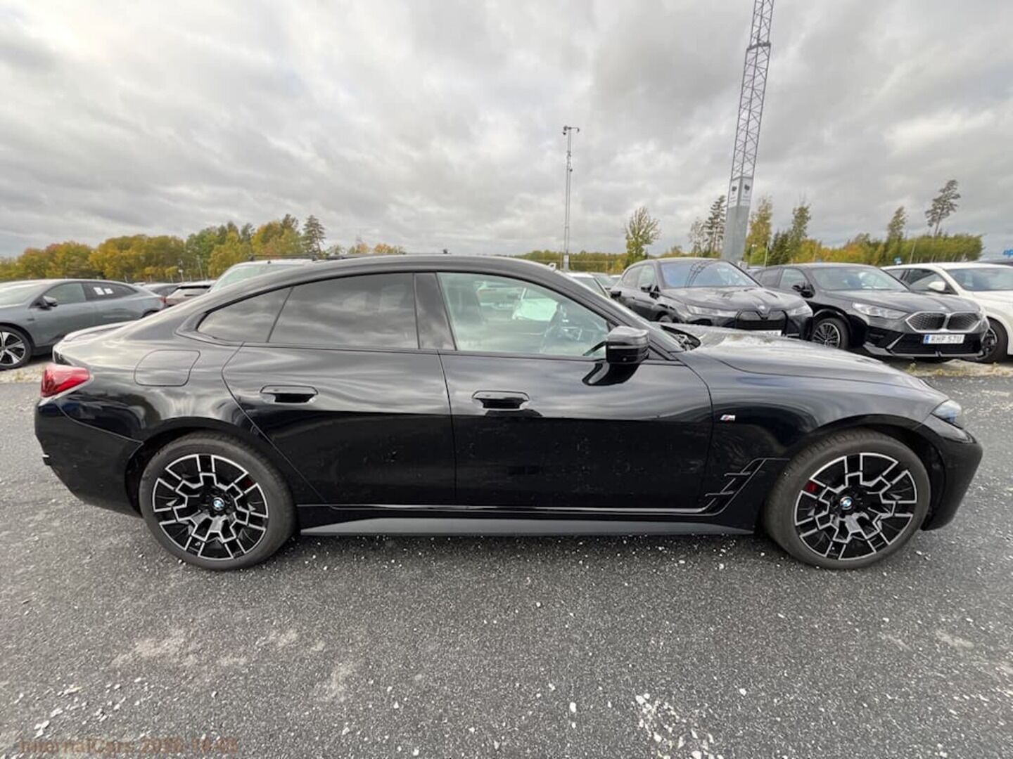 BMW I4 M50 iso kuva 7